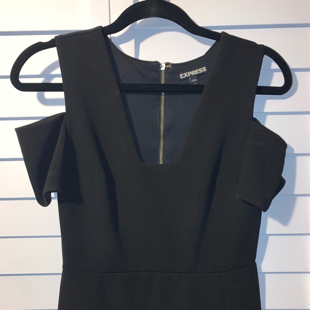 EXPRESS LBD - Picture 2 of 3